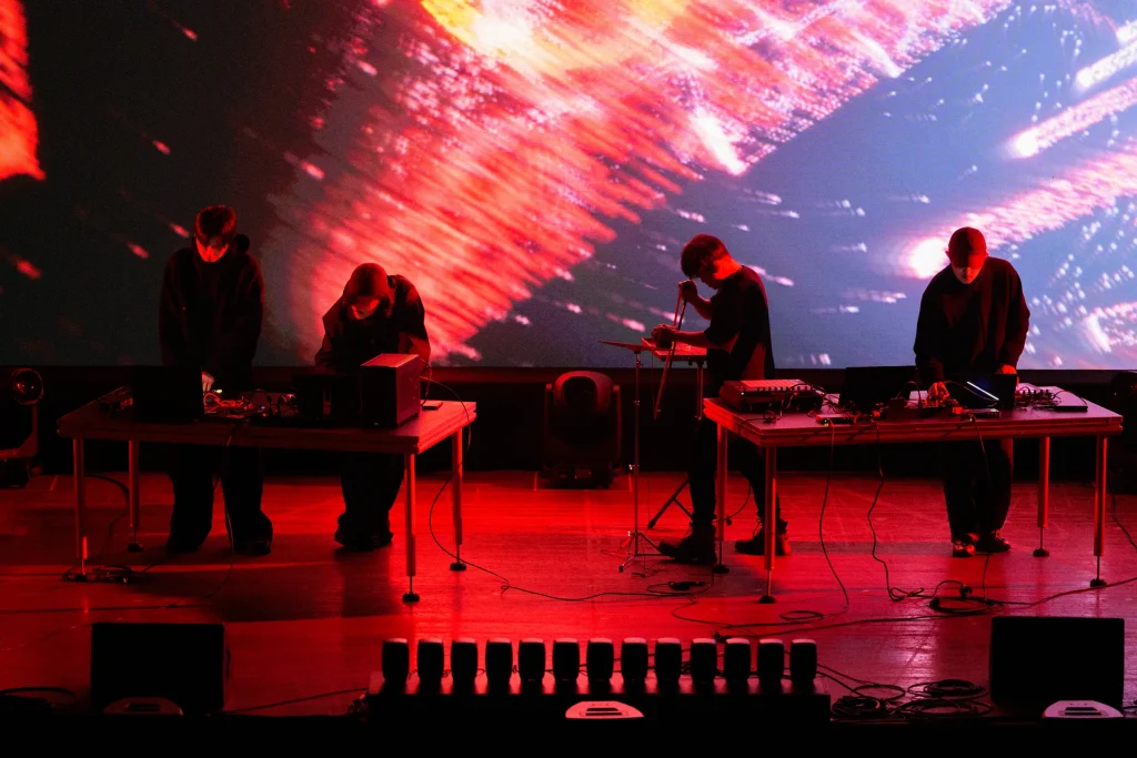 Boulder 石 — 2025聲響藝術節_《新銳當代音樂聲響聯合展演》_XTRUX 、黃詠仁、陳柏豪-0129.jpg